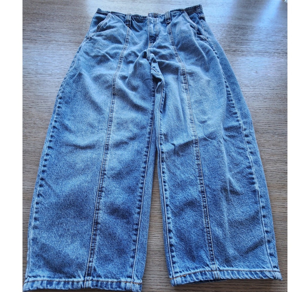 Anthro-vibes Wide Leg Barrel Cut Seam Front Jeans. grittyboho Festival highRise